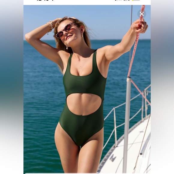 Aerie One cutout scoop one piece size XXL NWT black minimalistic full coverage - Picture 5 of 12